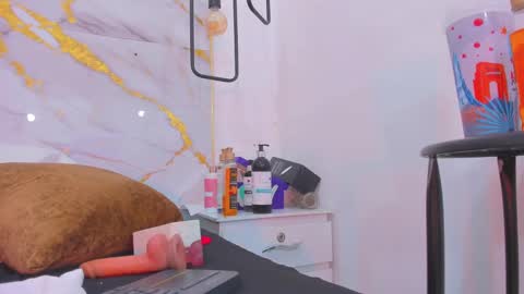 Bellota Flak online show from February 2025 04:32:02 AM