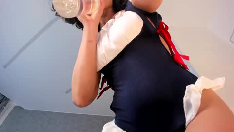 Snapshot of bemby_pam chatting on December 2024 07:55:01 AM A girl from your  dreams online show from December 2024 07:55:01 AM