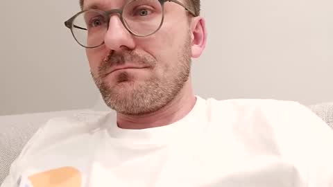 Snapshot of ben00189 chatting on June 2026 11:54:01 PM ben00189 online show from June 2026 11:54:01 PM