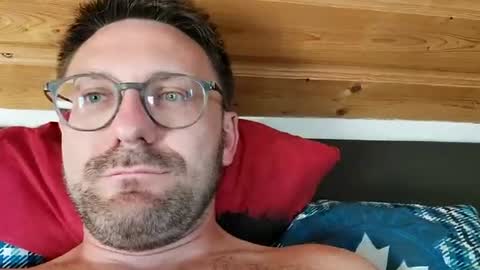 Snapshot of ben00189 chatting on July 2026 05:16:02 PM ben00189 online show from July 2026 05:16:02 PM