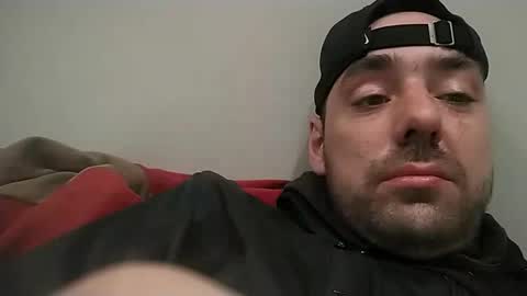 Snapshot of ben8296 chatting on April 2026 08:29:02 PM ben8296 online show from April 2026 08:29:02 PM