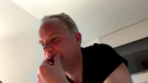 Snapshot of bencobra chatting on March 2026 08:59:01 PM bencobra online show from March 2026 08:59:01 PM