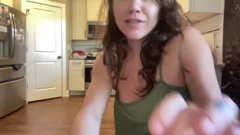 Snapshot of bendlikebecks chatting on November 2025 05:03:01 PM bendlikebecks online show from November 2025 05:03:01 PM