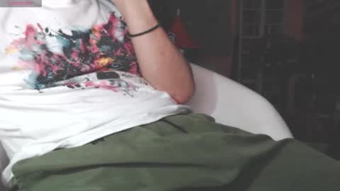 benijamin online show from September 2025 08:54:01 PM