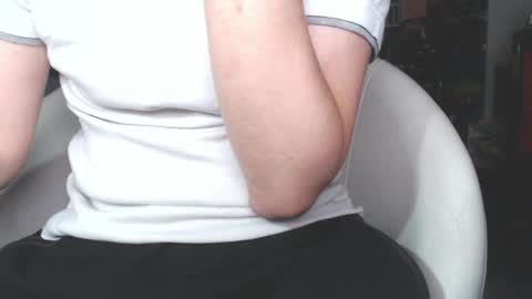 Snapshot of benijamin chatting on June 2026 08:45:01 PM benijamin online show from June 2026 08:45:01 PM