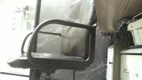 beninoam75 online show from April 2026 11:04:02 AM