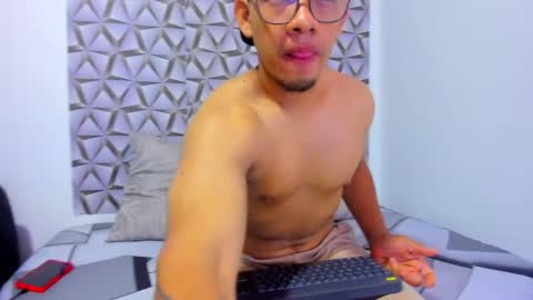 Benjamin online show from April 2026 01:23:02 PM