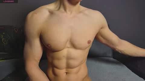 Snapshot of benjaminbond chatting on November 2025 06:24:01 AM benjaminkarl02 online show from November 2025 06:24:01 AM