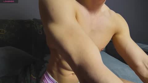 Snapshot of benjaminbond chatting on November 2025 04:08:02 PM benjaminkarl02 online show from November 2025 04:08:02 PM