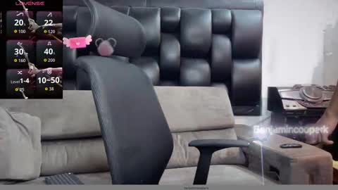 benjamincooperk online show from November 2025 11:47:02 PM