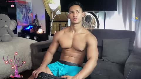 benjamincooperk online show from June 2026 06:41:02 AM