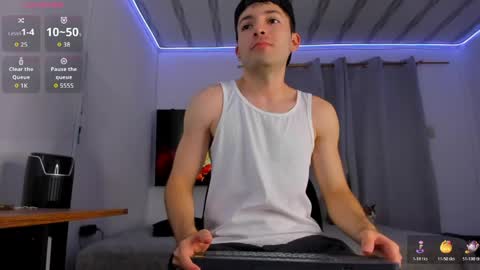 Snapshot of benji_andrew chatting on June 2026 11:49:02 PM Benji Andrew - JOIN MY FAN CLUB online show from June 2026 11:49:02 PM