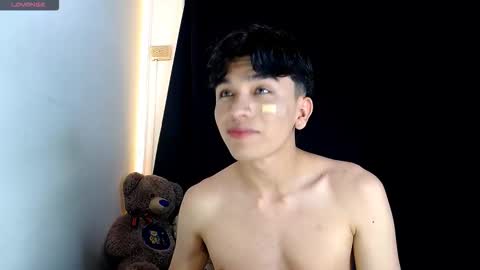 Snapshot of benji_hoter chatting on March 2026 04:46:01 PM Benji Hoter online show from March 2026 04:46:01 PM