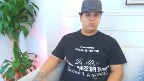 Snapshot of bennett_alejoo chatting on January 2026 06:43:02 PM bennett_alejoo online show from January 2026 06:43:02 PM