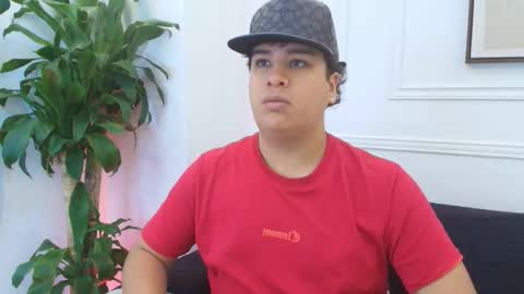 Snapshot of bennett_alejoo chatting on January 2026 06:34:02 PM bennett_alejoo online show from January 2026 06:34:02 PM