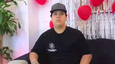 Snapshot of bennett_alejoo chatting on February 2026 05:42:01 PM bennett_alejoo online show from February 2026 05:42:01 PM