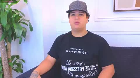 Snapshot of bennett_alejoo chatting on February 2026 06:47:02 PM bennett_alejoo online show from February 2026 06:47:02 PM