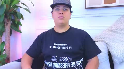 Snapshot of bennett_alejoo chatting on February 2026 02:20:02 AM bennett_alejoo online show from February 2026 02:20:02 AM