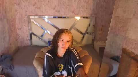 benny_wilson online show from November 2025 08:23:02 PM