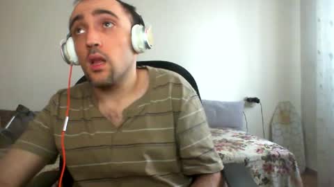 Snapshot of bentish chatting on December 2024 12:06:01 PM bentish online show from December 2024 12:06:01 PM