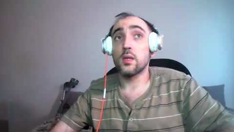 Snapshot of bentish chatting on December 2024 02:02:02 PM bentish online show from December 2024 02:02:02 PM