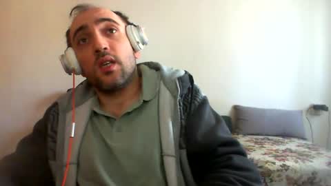 Snapshot of bentish chatting on January 2025 09:22:01 AM bentish online show from January 2025 09:22:01 AM