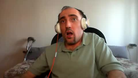 Snapshot of bentish chatting on January 2025 01:19:01 PM bentish online show from January 2025 01:19:01 PM