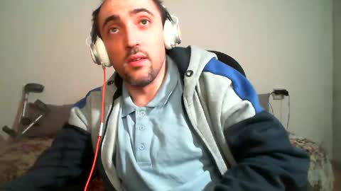 Snapshot of bentish chatting on January 2025 05:05:02 PM bentish online show from January 2025 05:05:02 PM