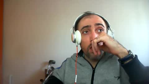 Snapshot of bentish chatting on January 2025 10:15:02 AM bentish online show from January 2025 10:15:02 AM