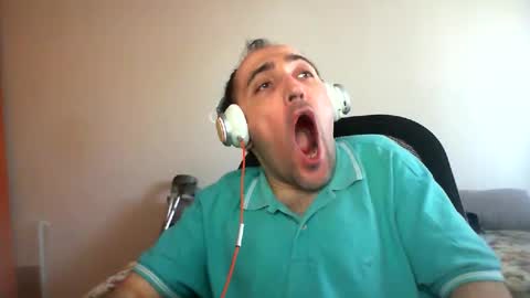 Snapshot of bentish chatting on January 2025 11:43:02 AM bentish online show from January 2025 11:43:02 AM