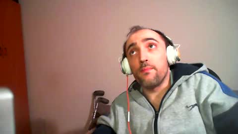 Snapshot of bentish chatting on January 2025 05:48:01 PM bentish online show from January 2025 05:48:01 PM