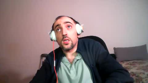 Snapshot of bentish chatting on January 2025 03:11:01 PM bentish online show from January 2025 03:11:01 PM