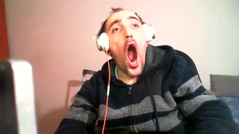 Snapshot of bentish chatting on February 2025 03:10:02 PM bentish online show from February 2025 03:10:02 PM