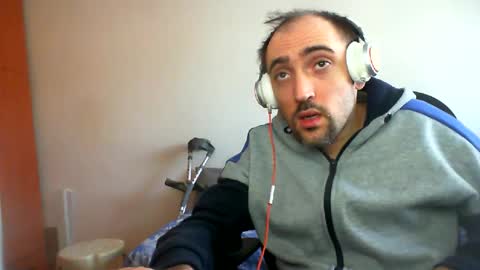 Snapshot of bentish chatting on February 2025 08:15:02 AM bentish online show from February 2025 08:15:02 AM