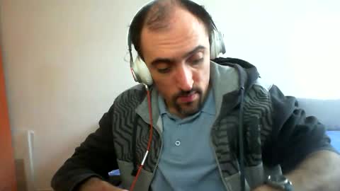 Snapshot of bentish chatting on February 2025 11:39:02 AM bentish online show from February 2025 11:39:02 AM