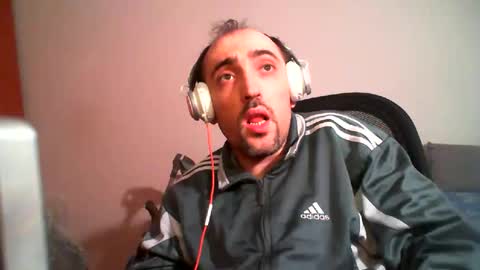 Snapshot of bentish chatting on February 2025 04:21:02 PM bentish online show from February 2025 04:21:02 PM