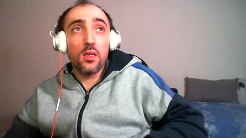 Snapshot of bentish chatting on February 2025 04:37:01 PM bentish online show from February 2025 04:37:01 PM