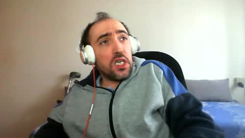 Snapshot of bentish chatting on February 2025 08:01:01 AM bentish online show from February 2025 08:01:01 AM