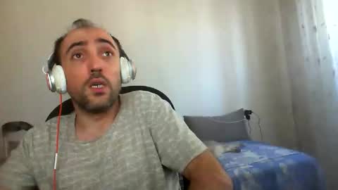 Snapshot of bentish chatting on September 2025 09:20:01 AM bentish online show from September 2025 09:20:01 AM