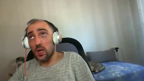 Snapshot of bentish chatting on September 2025 10:48:01 AM bentish online show from September 2025 10:48:01 AM