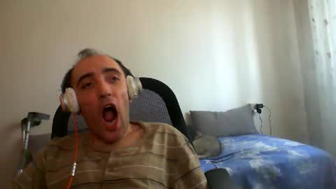 Snapshot of bentish chatting on September 2025 07:43:01 AM bentish online show from September 2025 07:43:01 AM