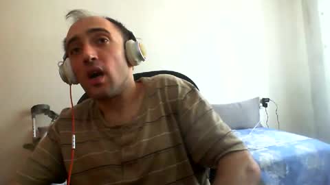 Snapshot of bentish chatting on September 2025 07:32:01 AM bentish online show from September 2025 07:32:01 AM