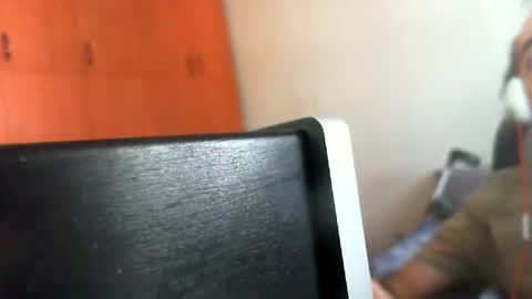 Snapshot of bentish chatting on October 2025 07:29:01 AM bentish online show from October 2025 07:29:01 AM