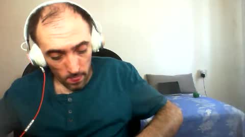 Snapshot of bentish chatting on October 2025 08:00:02 AM bentish online show from October 2025 08:00:02 AM