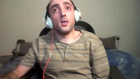 Snapshot of bentish chatting on October 2025 06:08:01 PM bentish online show from October 2025 06:08:01 PM