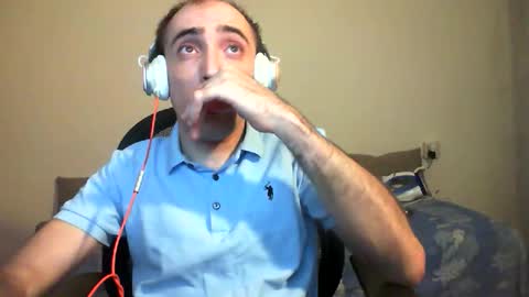 Snapshot of bentish chatting on November 2025 02:50:01 PM bentish online show from November 2025 02:50:01 PM