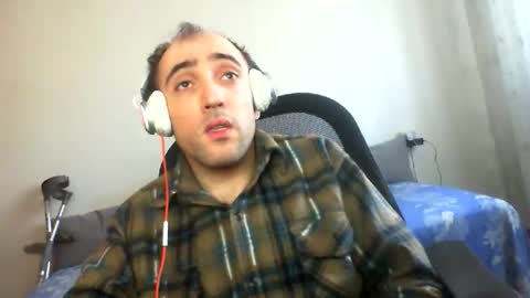 Snapshot of bentish chatting on December 2025 09:36:01 AM bentish online show from December 2025 09:36:01 AM