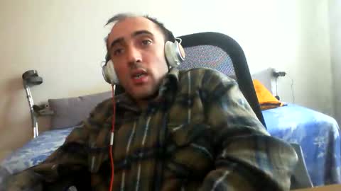 Snapshot of bentish chatting on December 2025 10:30:01 AM bentish online show from December 2025 10:30:01 AM