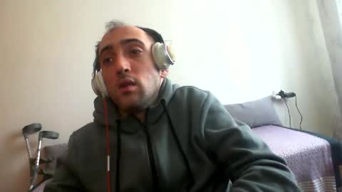 Snapshot of bentish chatting on March 2026 11:01:02 AM bentish online show from March 2026 11:01:02 AM