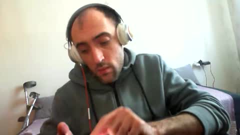 Snapshot of bentish chatting on March 2026 10:43:01 AM bentish online show from March 2026 10:43:01 AM